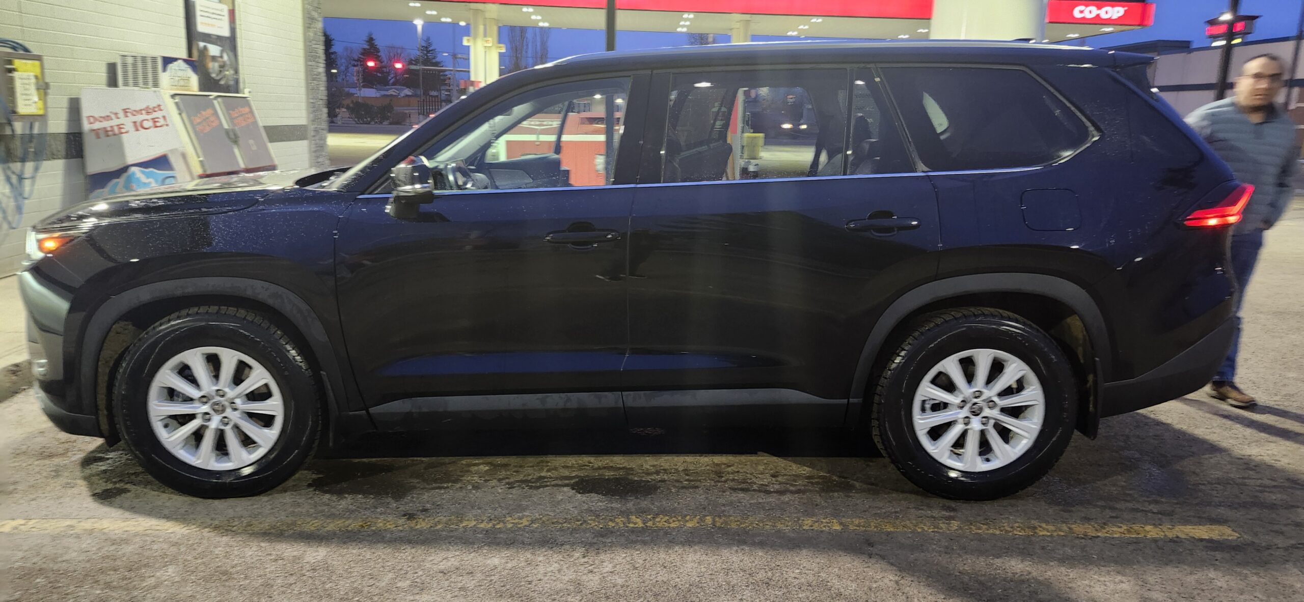 Vehicle exterior