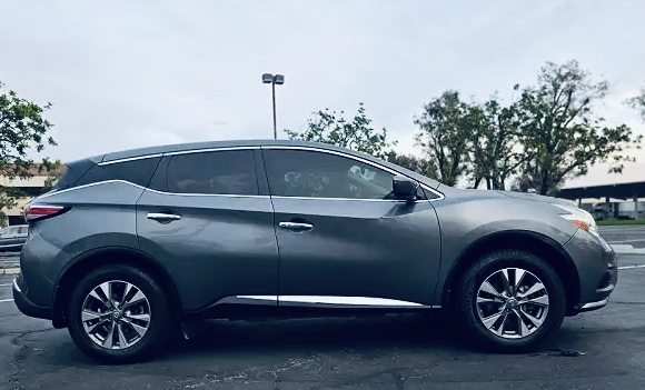 Vehicle exterior